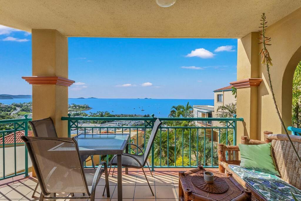 Turquoise Views Apartment Airlie Beach Exterior photo