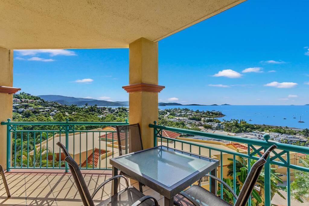 Turquoise Views Apartment Airlie Beach Exterior photo
